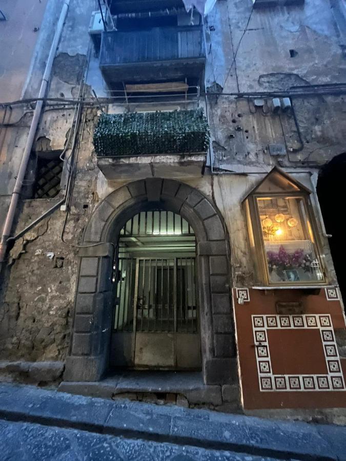 Centro Storico Casa Mari' Apartment เนเปิลส์ ภายนอก รูปภาพ